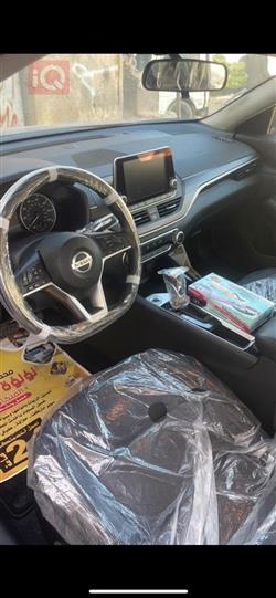 نيسان ألتيما